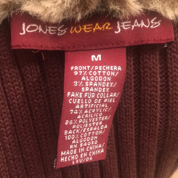 Jones Wear Jeans leopard faux fur sweater vest! - Picture 3 of 6